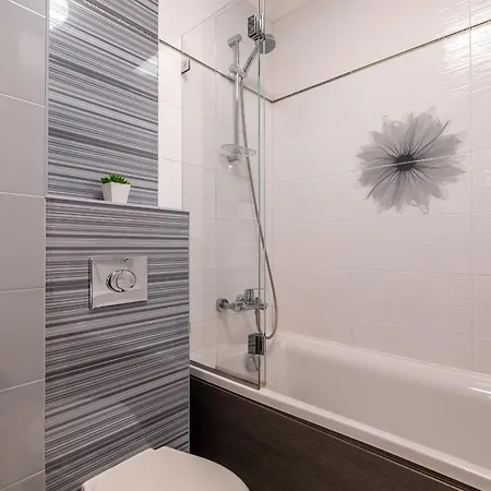 Jewelry - 1 Bedroom * صوفيا